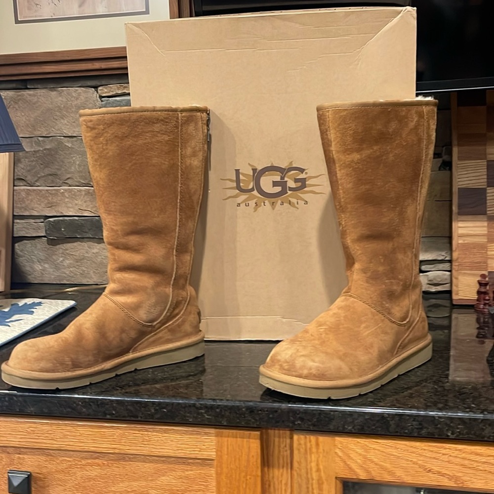 Ugg Knightsbridge Sheepskin Chestnut Boots